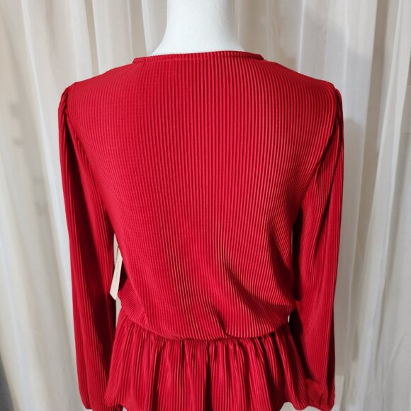 NWT- Red Ribbed Peplum- Waisted Long- Sleeved Shirt - Picture 5 of 8